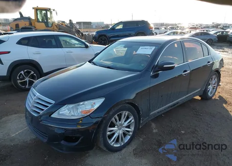 2009 Hyundai Genesis 4.6 z USA, uszkodzony, nr VIN KMHGC46F39U055360